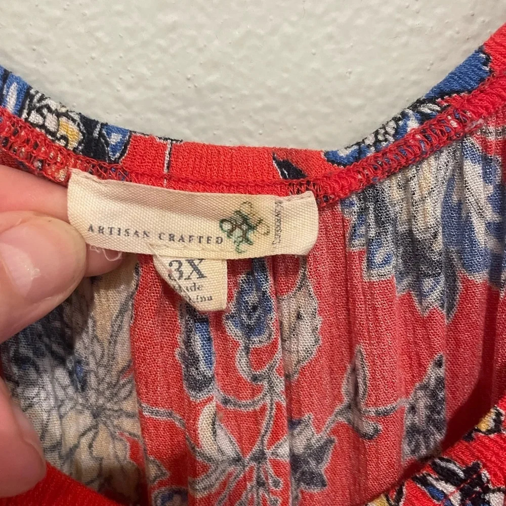 Artisan Crafted Floral Red Women's Top - Picture 4 of 6